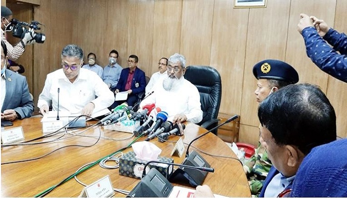সরকারিসহ সকল বেসরকারি প্রতিষ্ঠানও বন্ধের নির্দেশ
