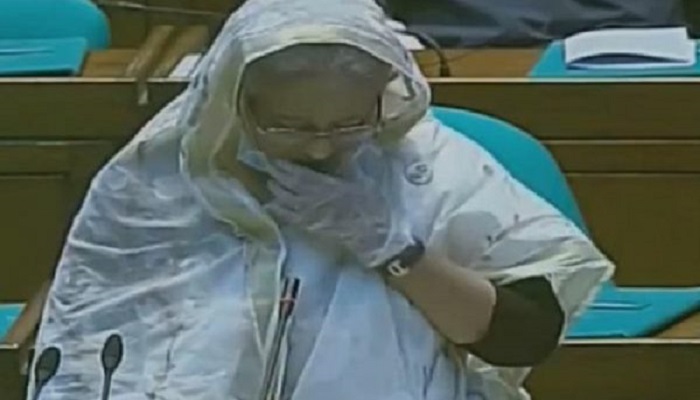সংসদে অঝোরে কাঁদলেন প্রধানমন্ত্রী