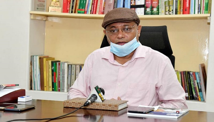 স্কয়ার থেকে বিএসএমএমইউ হাসপাতালে তথ্যমন্ত্রী