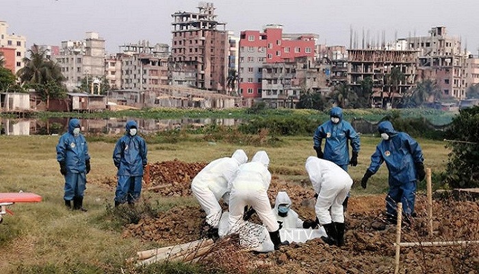 করোনায় একদিনে রেকর্ড মৃত্যু ৮৩