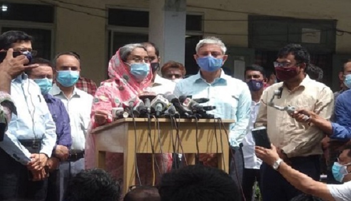ক্ষোভ ঝাড়লেন শিক্ষামন্ত্রী