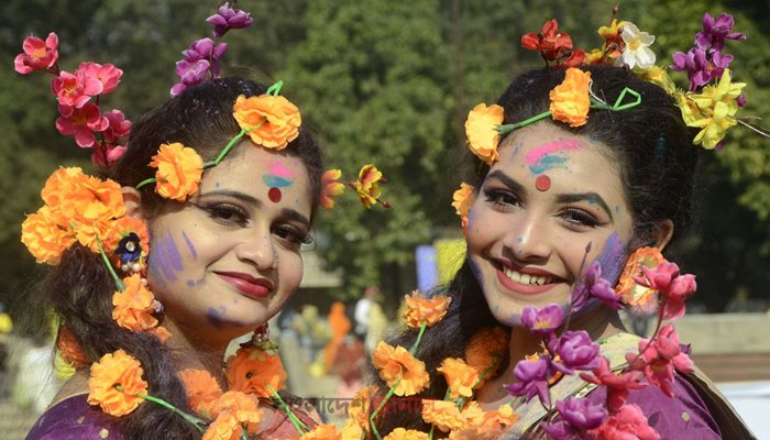 ছবিতে ছবিতে বসন্তের আগমন