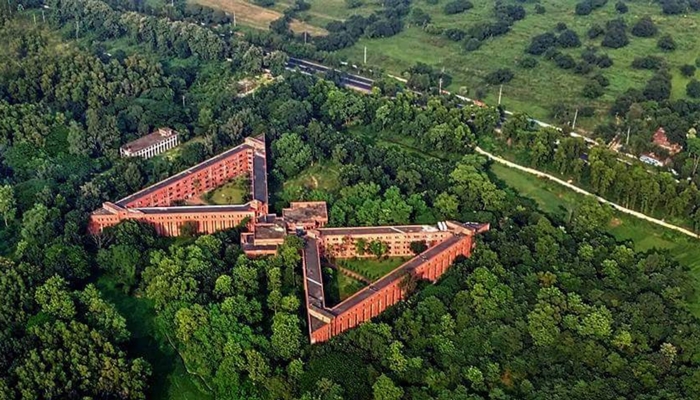 ঈদুল আজহায় ১০ দিনের ছুটি ঘোষণা করলো জাবি