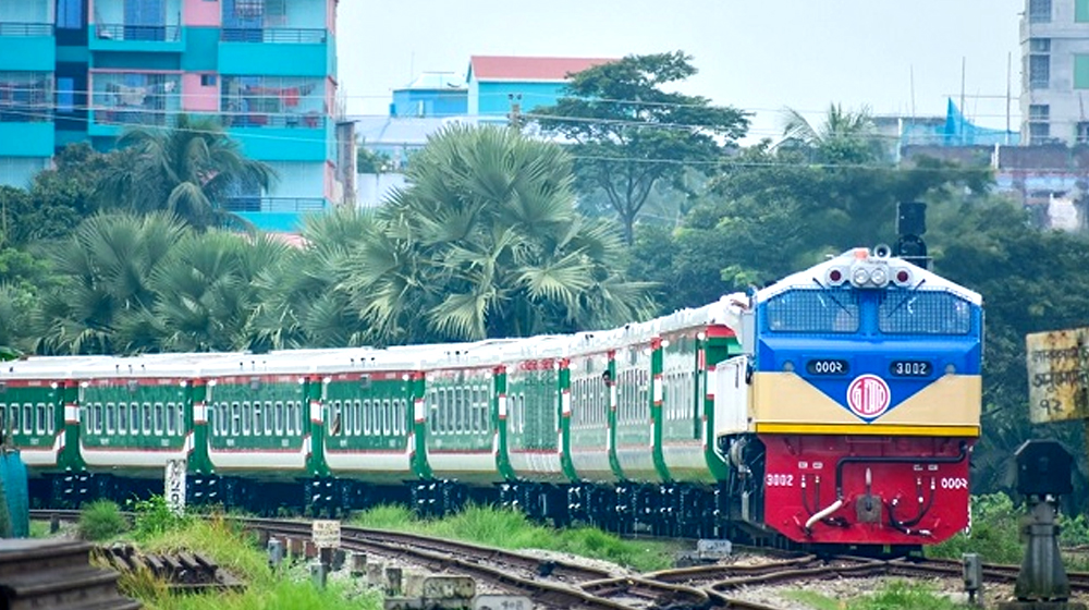 যেদিন থেকে চলবে ট্রেন