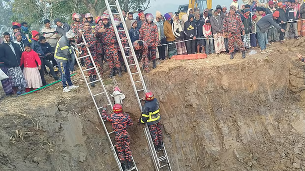 ৩৫ ফুট গভীরেও শিশু সাজিদেকে দেখা যায়নি, উদ্ধার অভিযান অব্যাহত