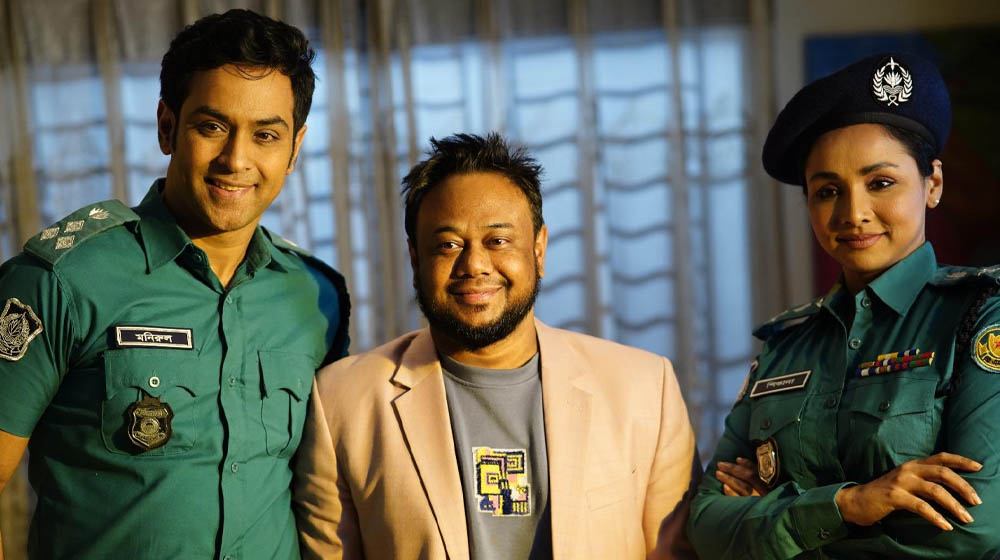 ‘রক্তছায়া’ নিয়ে কান উৎসবের পথে আলী জুলফিকার জাহেদী