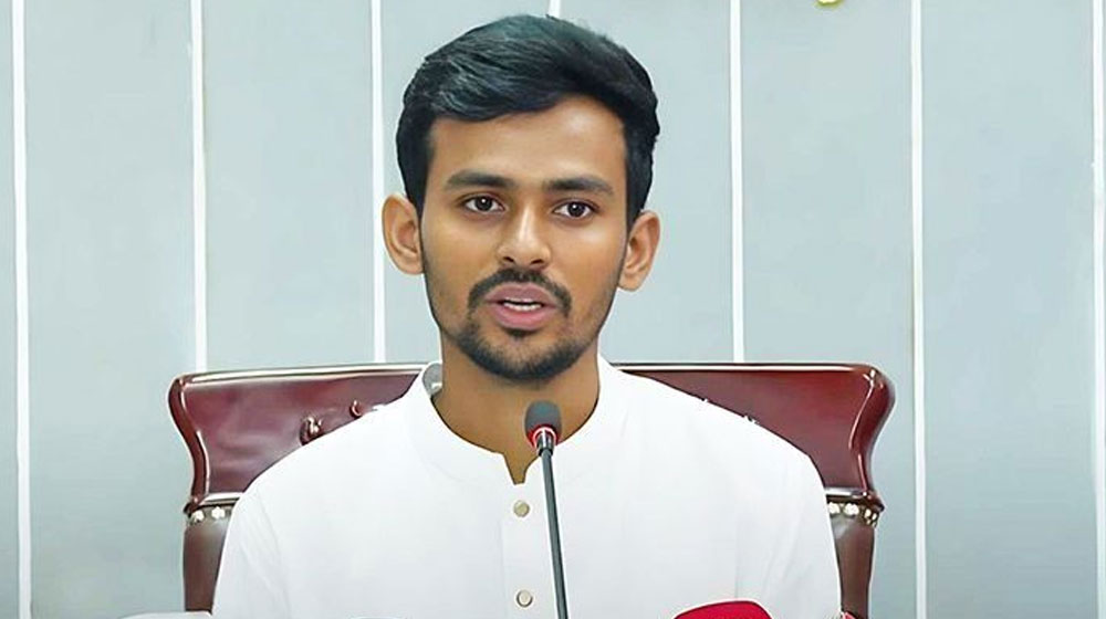 টাকা উদ্ধারের নামে ব্যক্তি স্বাধীনতা হরণ হচ্ছে: আসিফ মাহমুদ
