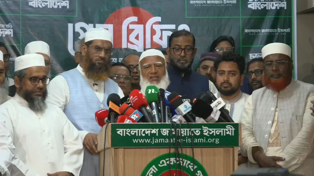 হামলা বন্ধ করুন, গণতান্ত্রিক উত্তরণের শুরুতেই নিপীড়ন লজ্জাজনক: জামায়াত আমির