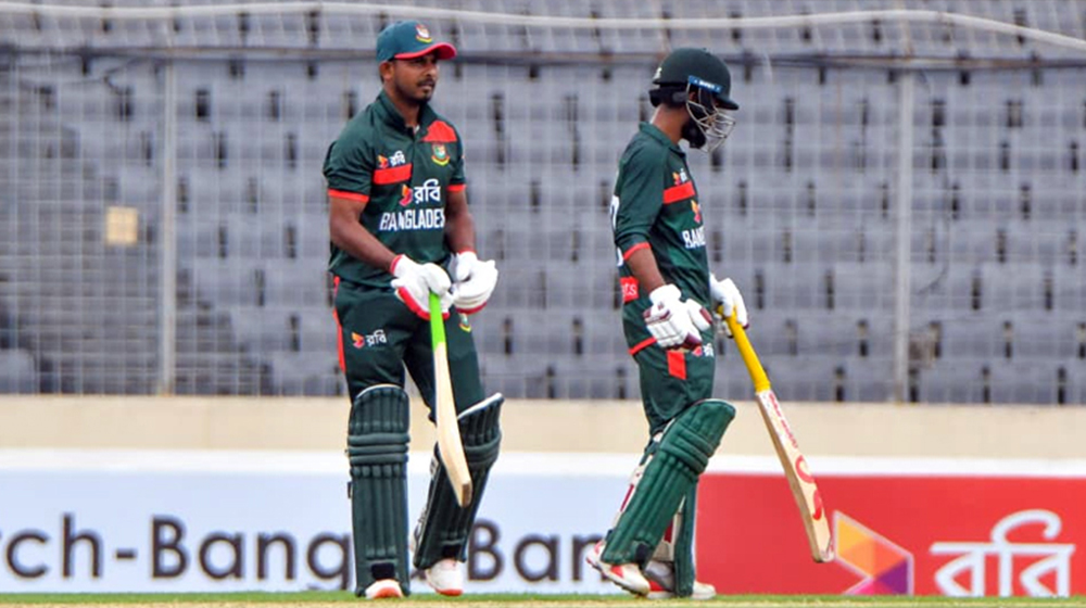 অস্ট্রেলিয়ার সামনে বাংলাদেশের চ্যালেঞ্জিং সংগ্রহ