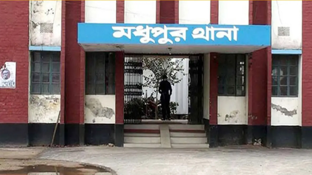 পরিত্যক্ত গর্তে পড়া ছাগল উদ্ধারে গিয়ে প্রাণ গেল বাবা-ছেলেসহ চারজনের