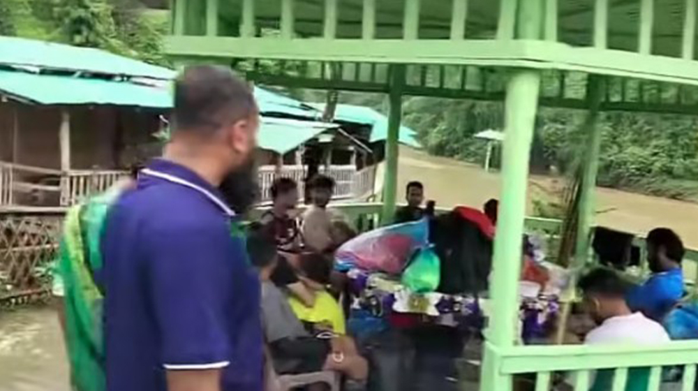 নিরাপদে আছেন ভারী বর্ষণে নাফাখুমে আটকা ৬৯ পর্যটক
