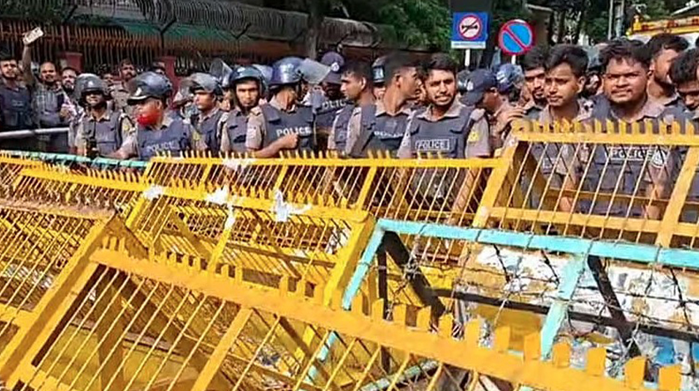 শিক্ষার্থীদের ‘লং মার্চ’ আটকে দিল পুলিশ