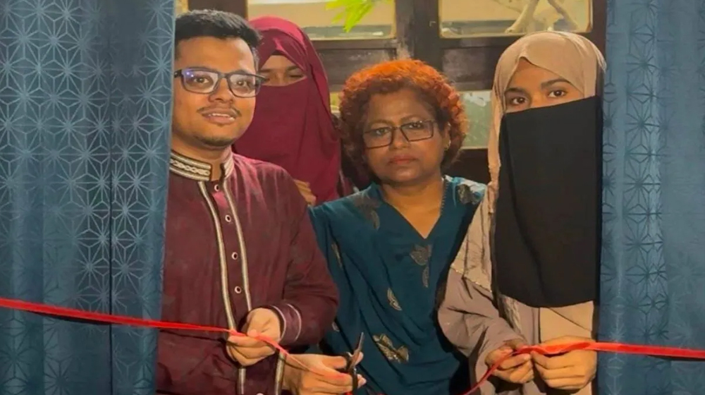 টিএসসি ক্যাফেটেরিয়ায় ‘ফিমেল জোন’ উদ্বোধন ঘিরে আলোচনা-সমালোচনা