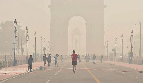 তীব্র বায়ুদূষণে অন্ধকারে দিল্লি, বন্ধ সকল প্রাথমিক বিদ্যালয় | Air Pollution in India