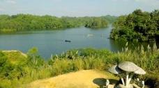 প্রকৃতির মায়াজালে মোহাবিষ্ট ‘মহামায়া লেক’