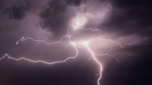 ৬ জেলায় বজ্রপাতে ৮ জনের মৃত্যু