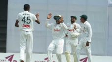 সিলেট টেস্টে: ম্যাচ শেষ দিনে, জয়ের খুব কাছে বাংলাদেশ