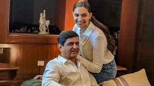 দীপিকার মানসিক স্বাস্থ্য আন্দোলনের অজানা গল্প শোনালেন প্রকাশ পাড়ুকোন