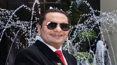 বস্তিতে জন্ম নেওয়া সেই ছেলেটি এখন দুবাইয়ে ২০ হাজার কোটির মালিক