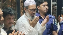 হাতকড়া পরেই মায়ের জানাজায় আওয়ামী লীগ নেতা