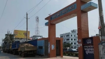 কুমিল্লায় মুফতি ফয়জুল করীমের বিরুদ্ধে মামলা