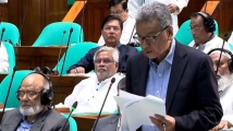 ব্যাংক রেজল্যুশন আইনের ‘বিতর্কিত’ ধারা বাতিল: সংসদে অর্থমন্ত্রী