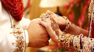 বিয়ের সিদ্ধান্ত নেওয়ার আগে মিলিয়ে নিন এই ১৪টি লক্ষণ