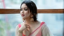 মৌসুমি হামিদকে অভিনন্দন জানালেল ভাবনা