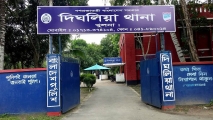 খুলনার গাজীরহাটে ভ্যানচালককে গলা কেটে হত্যা