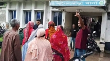 গুজবের জেরে বরিশালে থানায় হামলা, আহত পাঁচ পুলিশ সদস্য