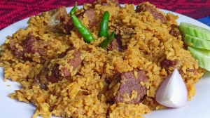 বৃষ্টির দিনে ভুনা খিচুড়ি