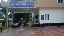দেবহাটায় প্রবাসী নারীর ঝুলন্ত মরদেহ উদ্ধার