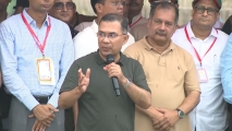 চলতি অর্থবছরে ৪১ লাখ পরিবারকে ফ্যামিলি কার্ড দেওয়া হবে