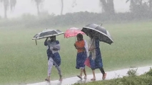 সারাদেশে ভারি বৃষ্টির আভাস, সতর্কতায় নদীবন্দর