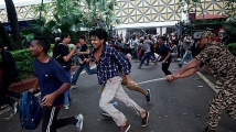 দিল্লিতে নজিরবিহীন ছাত্র বিক্ষোভ