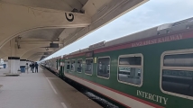 ৮ ঘণ্টা পর রাবি শিক্ষার্থীদের অবরোধ প্রত্যাহার, ঢাকা-রাজশাহী ট্রেন চলাচল স্বাভাবিক
