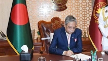 রাষ্ট্রপতির পদত্যাগের জোর গুঞ্জন, নতুন রাষ্ট্রপতি নিয়ে জোর আলোচনা
